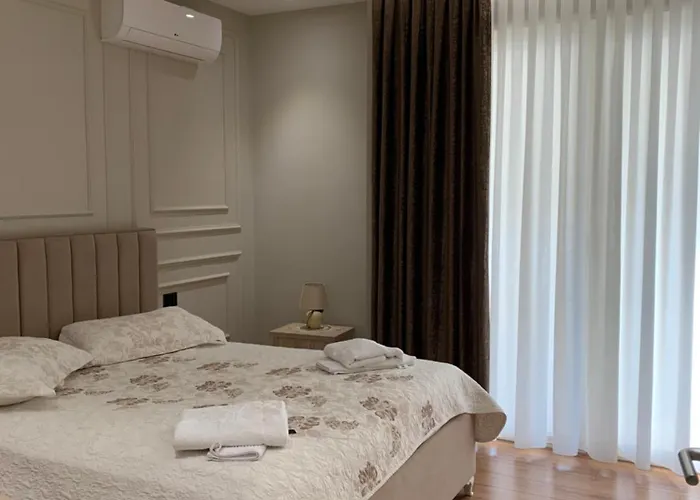 Seaside Apartment In Durres